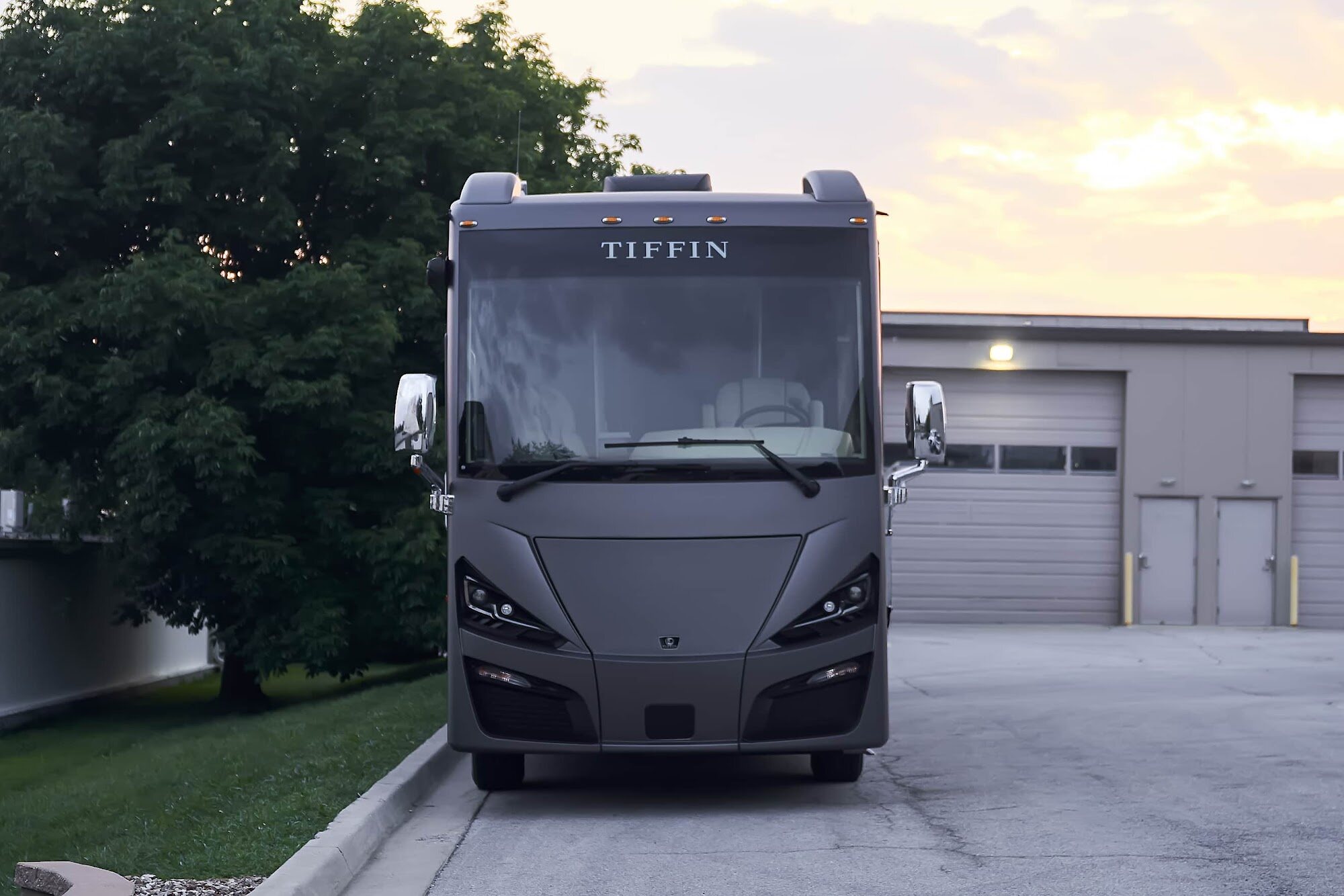 Straight-on front view of the completed Tiffin motorcoach wrap (project photo 211)