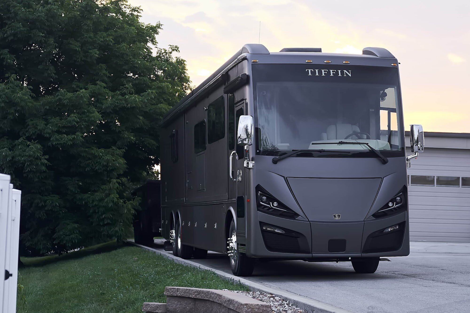 Full front three-quarter view of the completed Tiffin motorcoach wrap (project photo 214)
